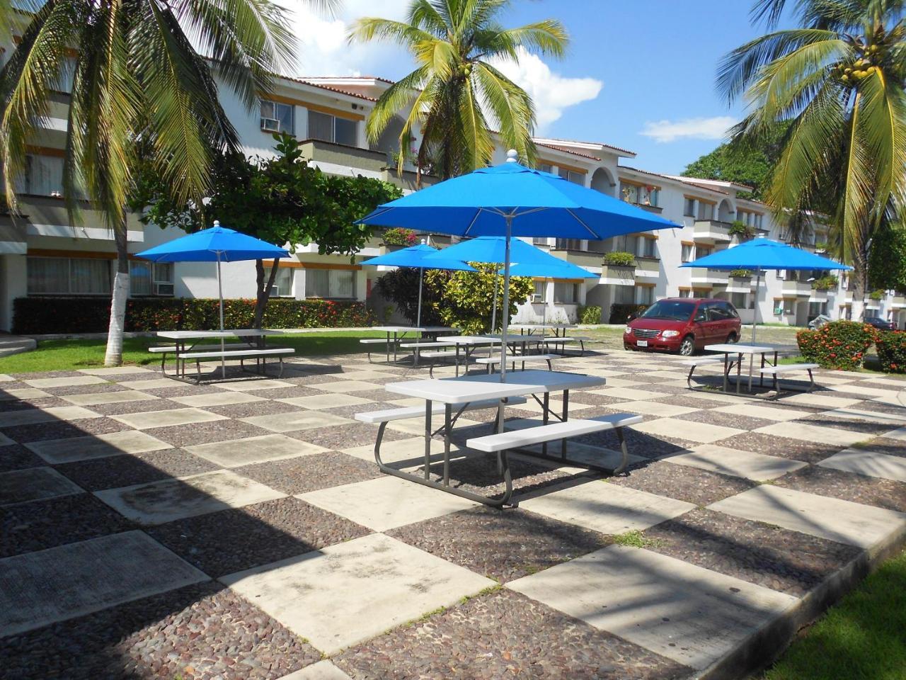 Suites Las Palmas Hotel Y Villas Manzanillo Exterior photo